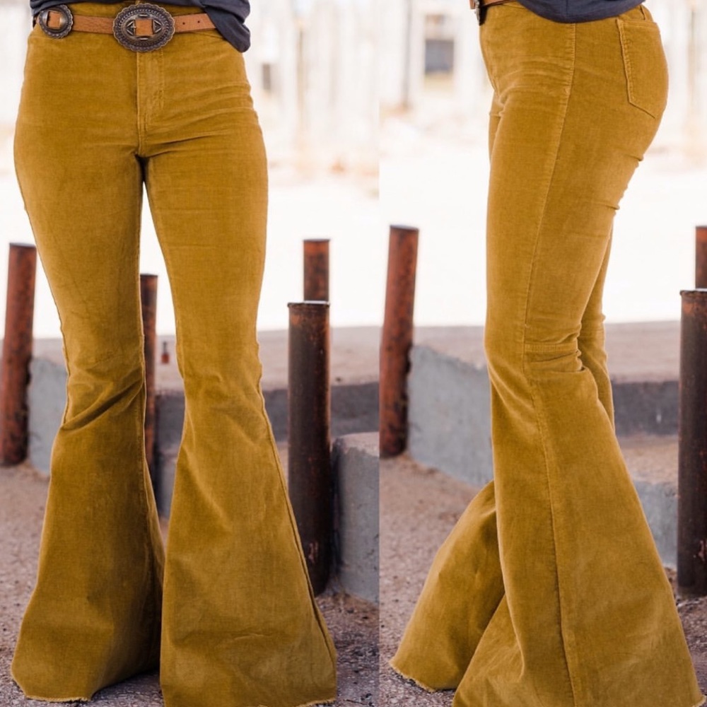 🌵AMBER MUSTARD CORDUROY BELLS🌵